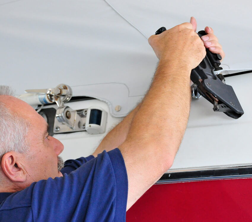 persenning-bootsplane-autosattlerei-freier-endmontage